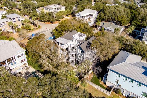 A home in Isle of Palms