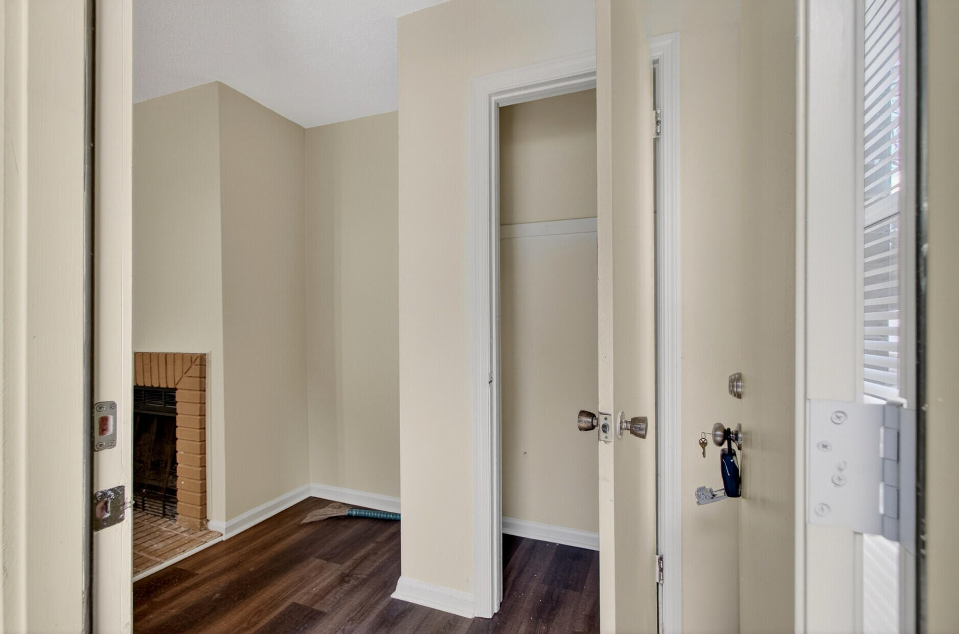 350 Dorchester Manor Boulevard Unit A