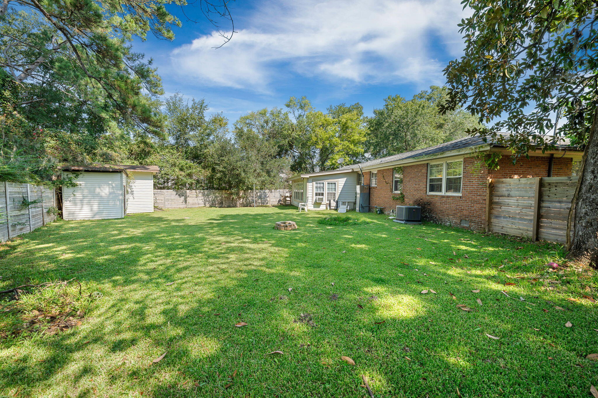 5325 Helene Drive