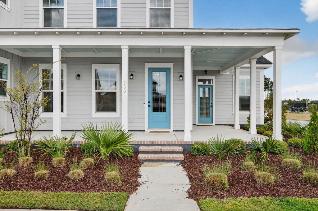 Photo of 200 Symphony Avenue, Summerville, SC 29486 (MLS # 26008603)