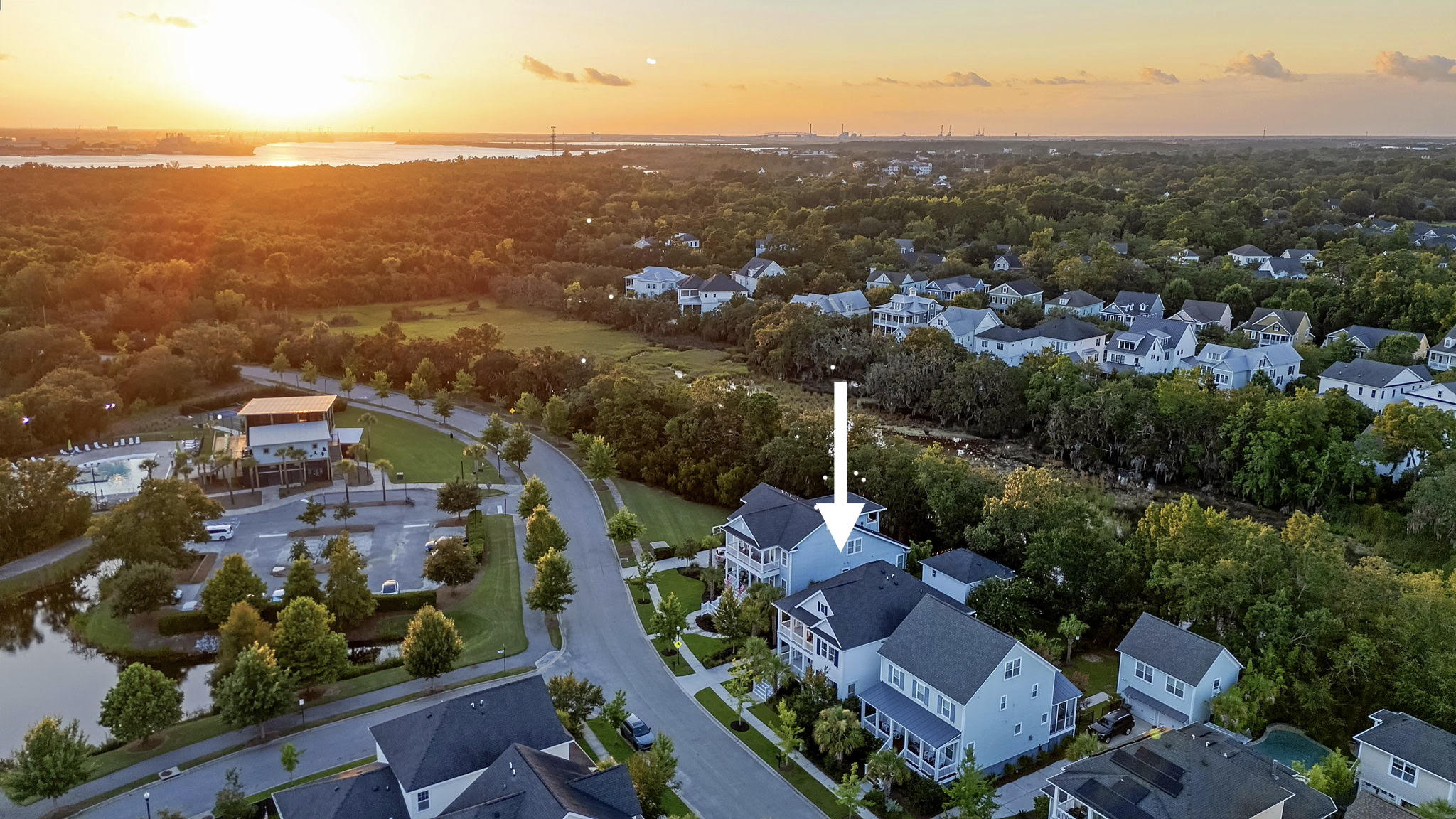 1636 Oak Leaf Street