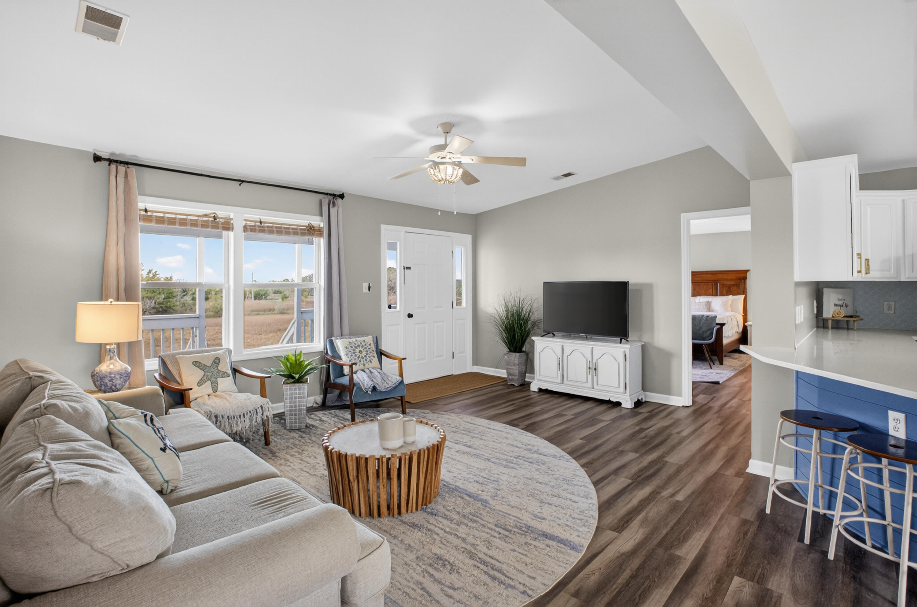 3810 Marshfield Road