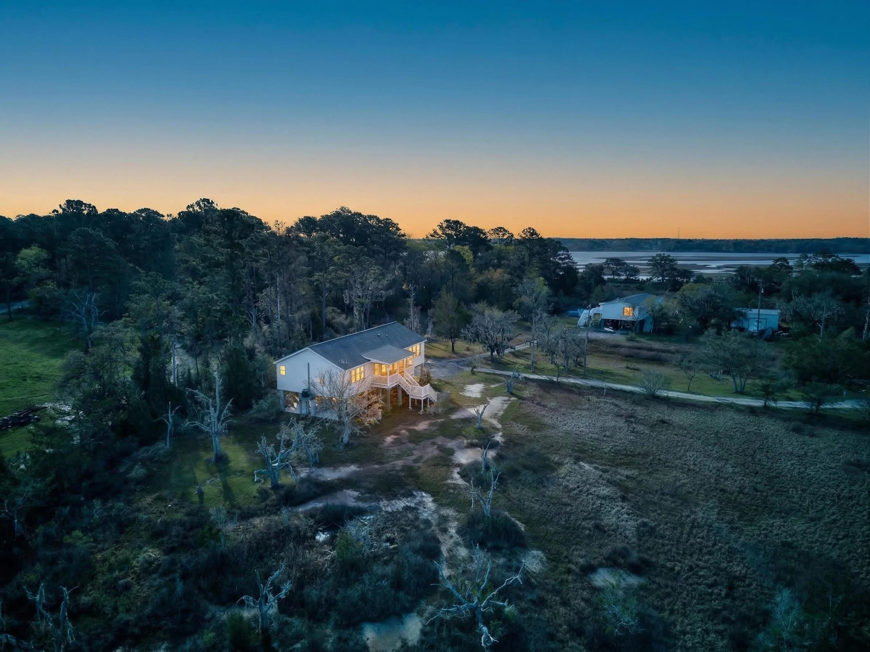 3810 Marshfield Road