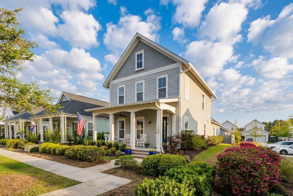 Photo of 107 Clear Bend Lane, Summerville, SC 29486 (MLS # 26007707)