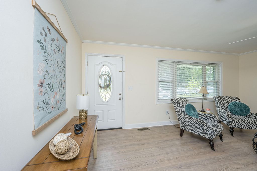 Photo of 1010 W Recess Road, Hanahan, SC 29410 (MLS # 26009973)