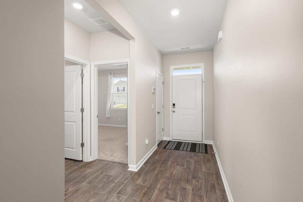 Photo of 104 Green Passage Lane, Summerville, SC 29486 (MLS # 26027125)