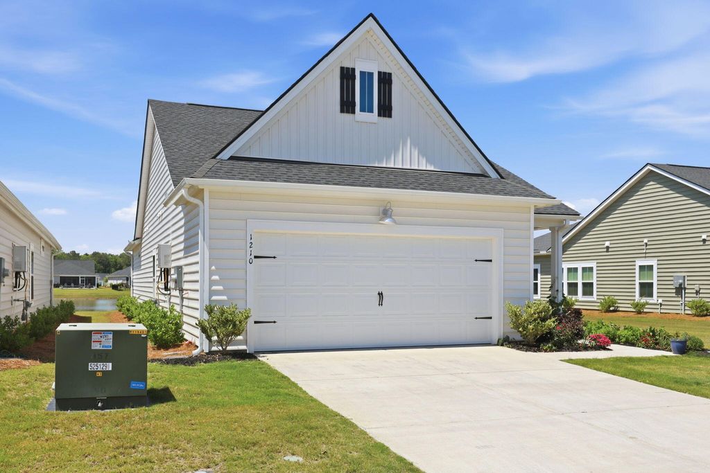 Photo of 1210 Black Skimmer Street, Summerville, SC 29485 (MLS # 26014857)