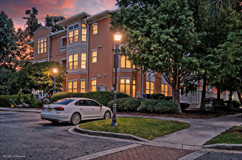 Photo of 1426 Telfair Way, Charleston, SC 29412 (MLS # 26026201)