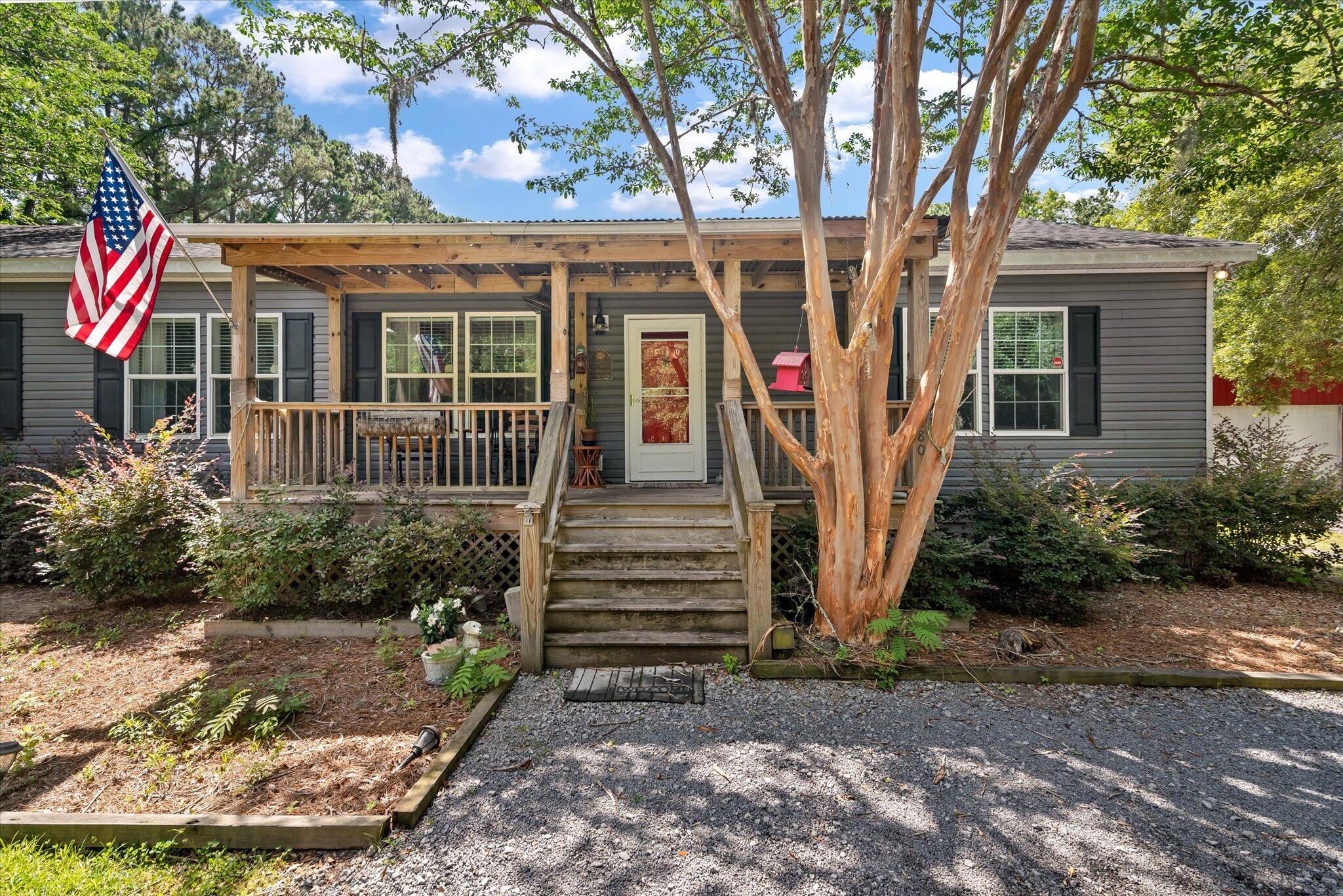 1280 15 Mile Landing Road