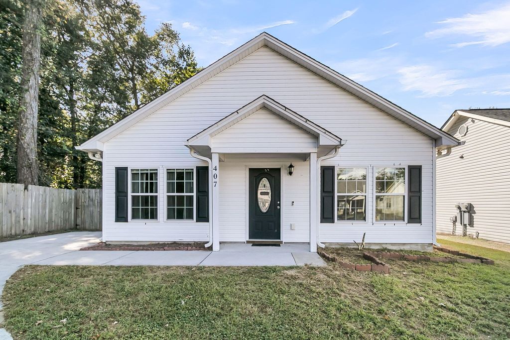 Photo of 407 Jenna Lane, Moncks Corner, SC 29461 (MLS # 25026077)