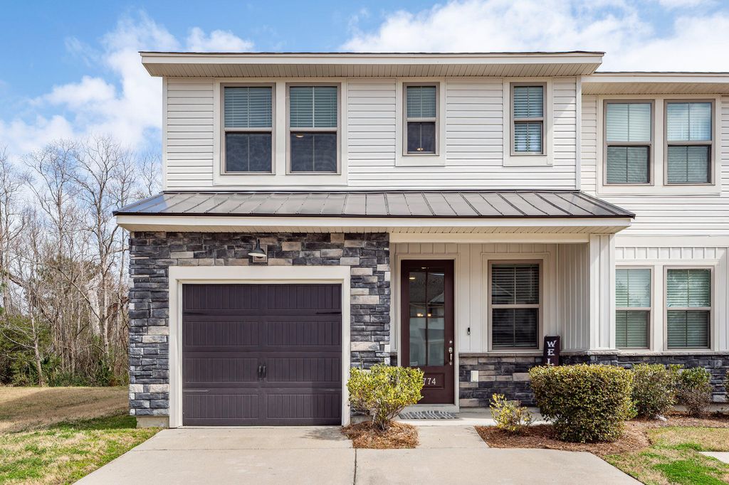 Photo of 7774 Park Gate Drive, North Charleston, SC 29418 (MLS # 26006225)