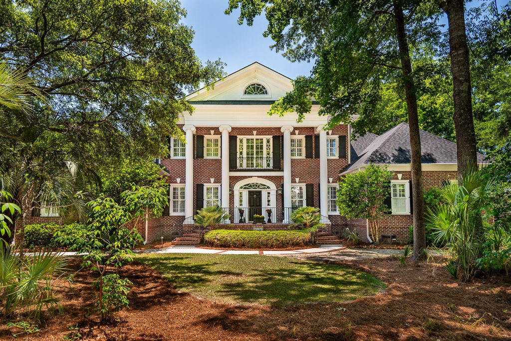 Photo of 3158 Pignatelli Crescent, Mount Pleasant, SC 29466 (MLS # 26014891)