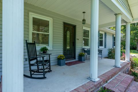 A home in Moncks Corner