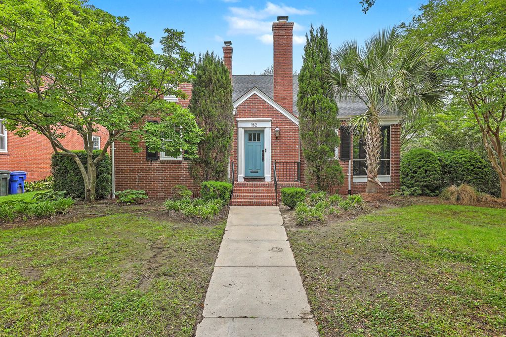 Photo of 152 Grove Street, Charleston, SC 29403 (MLS # 26013970)