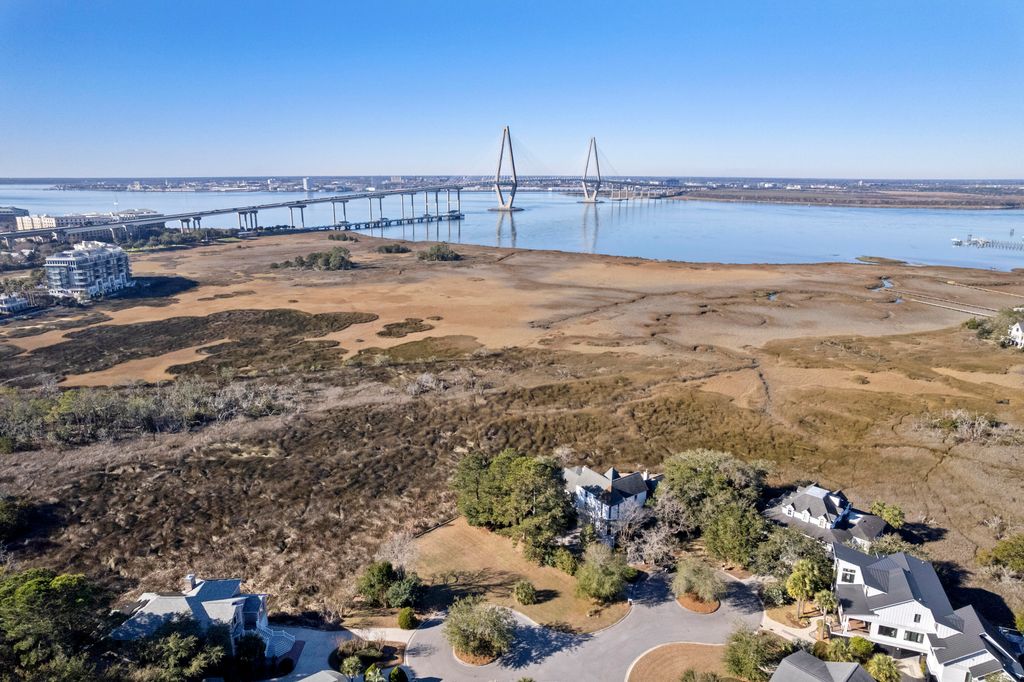 Photo of 843 Bridge Point Circle, Mount Pleasant, SC 29464 (MLS # 26001883)