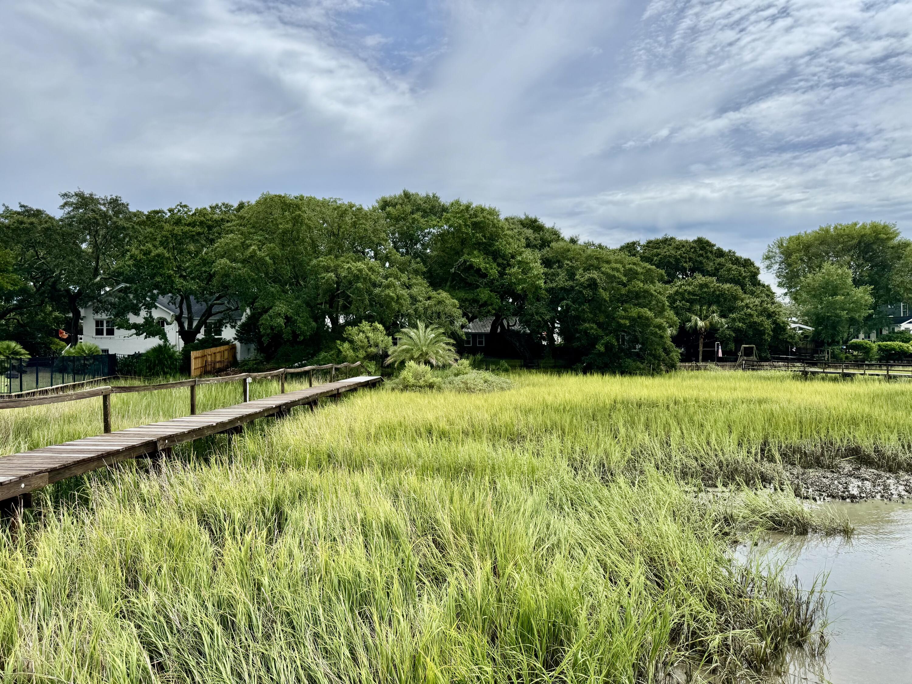 1205 Oak Harbor Boulevard