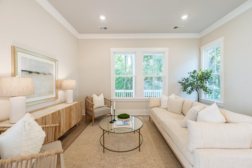 Photo of 1350 Lucinda Street, Mount Pleasant, SC 29466 (MLS # 25016103)