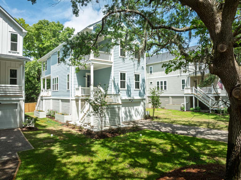 Photo of 1350 Lucinda Street, Mount Pleasant, SC 29466 (MLS # 25016103)
