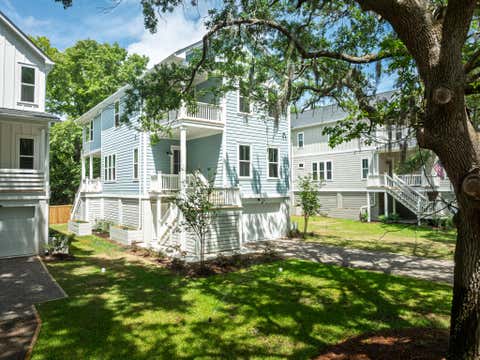 Photo of 1350 Lucinda Street, Mount Pleasant, SC 29466 (MLS # 25016103)
