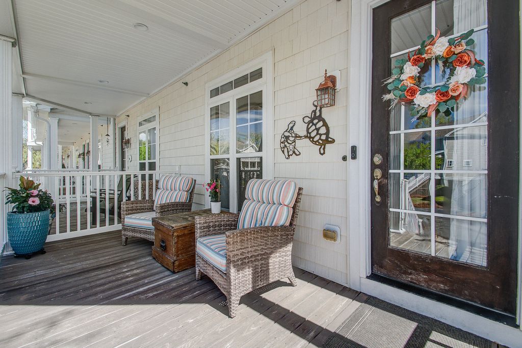 Photo of 1505 Hopeman Lane, Mount Pleasant, SC 29466 (MLS # 26009852)