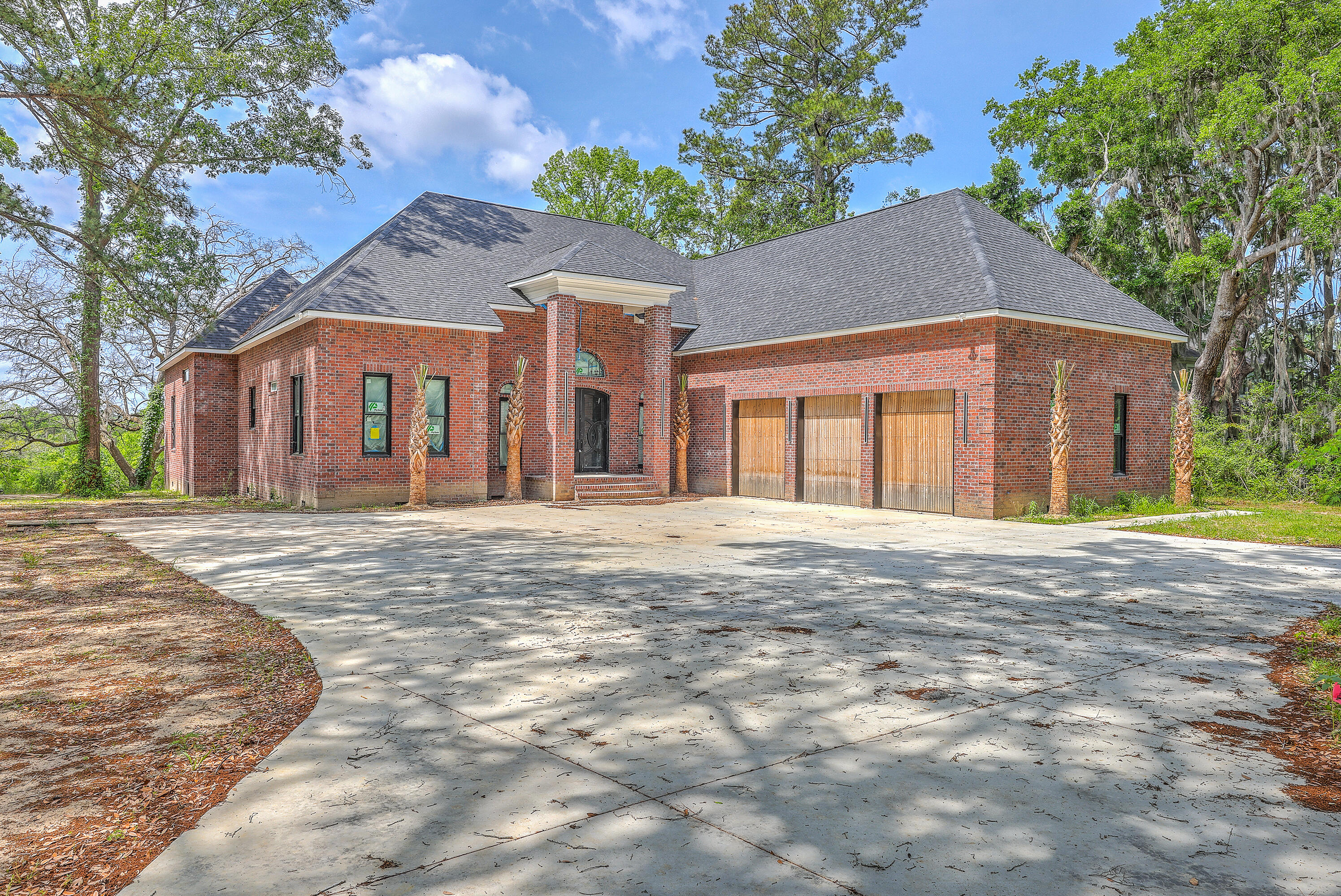 404 Fairington Drive