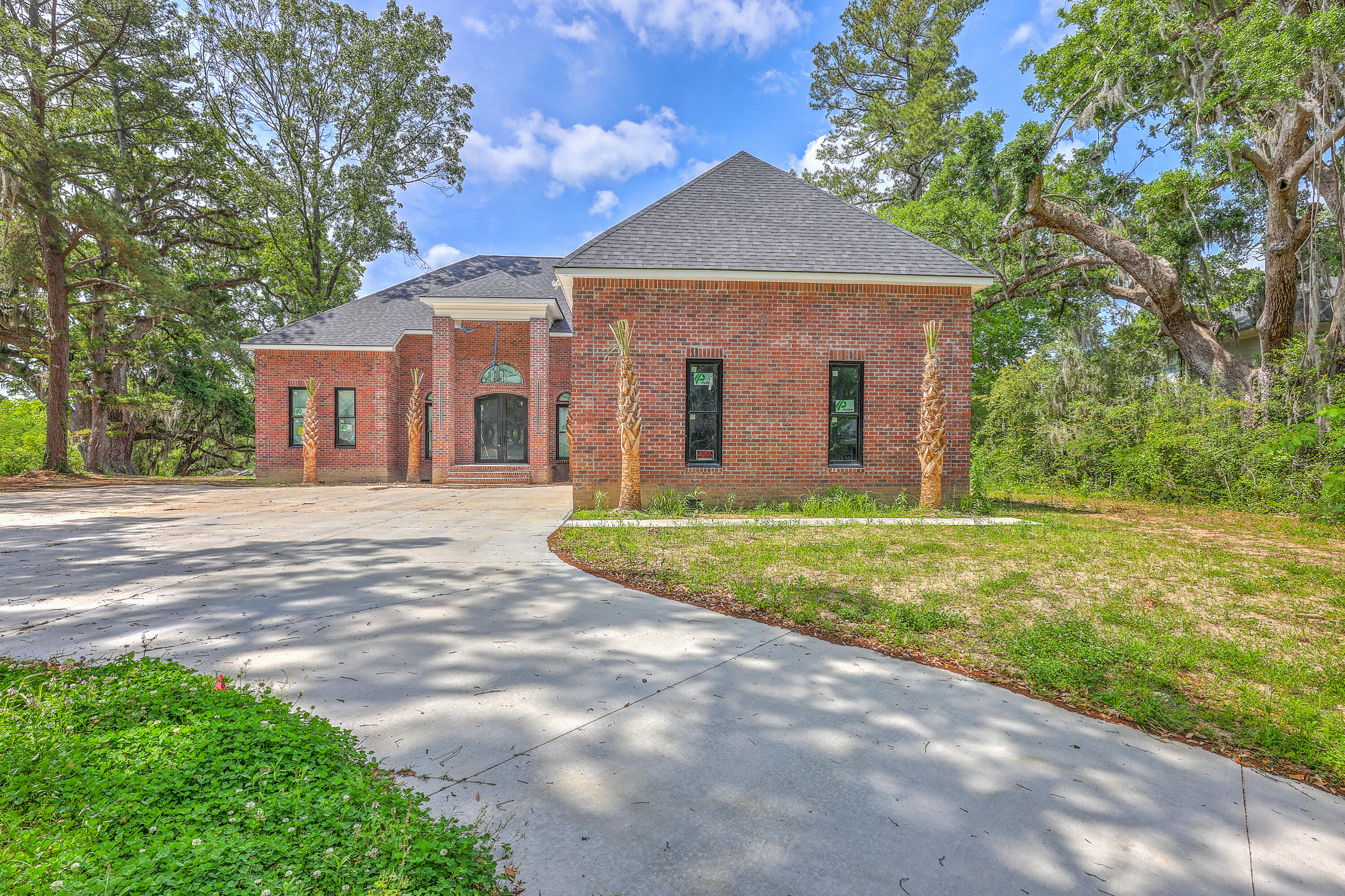 404 Fairington Drive