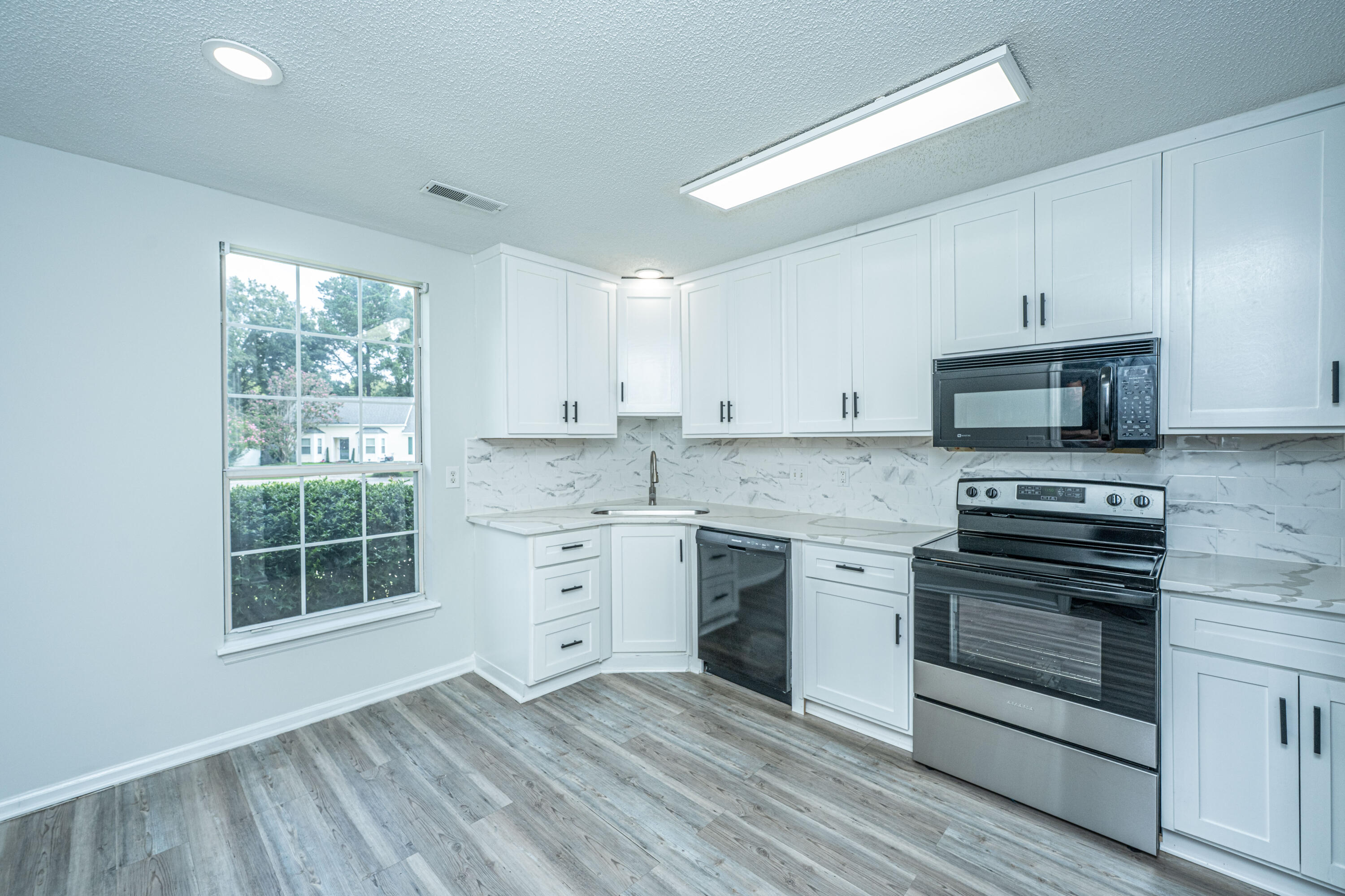 112 Jarett Road