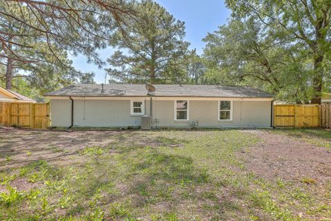 A home in North Charleston