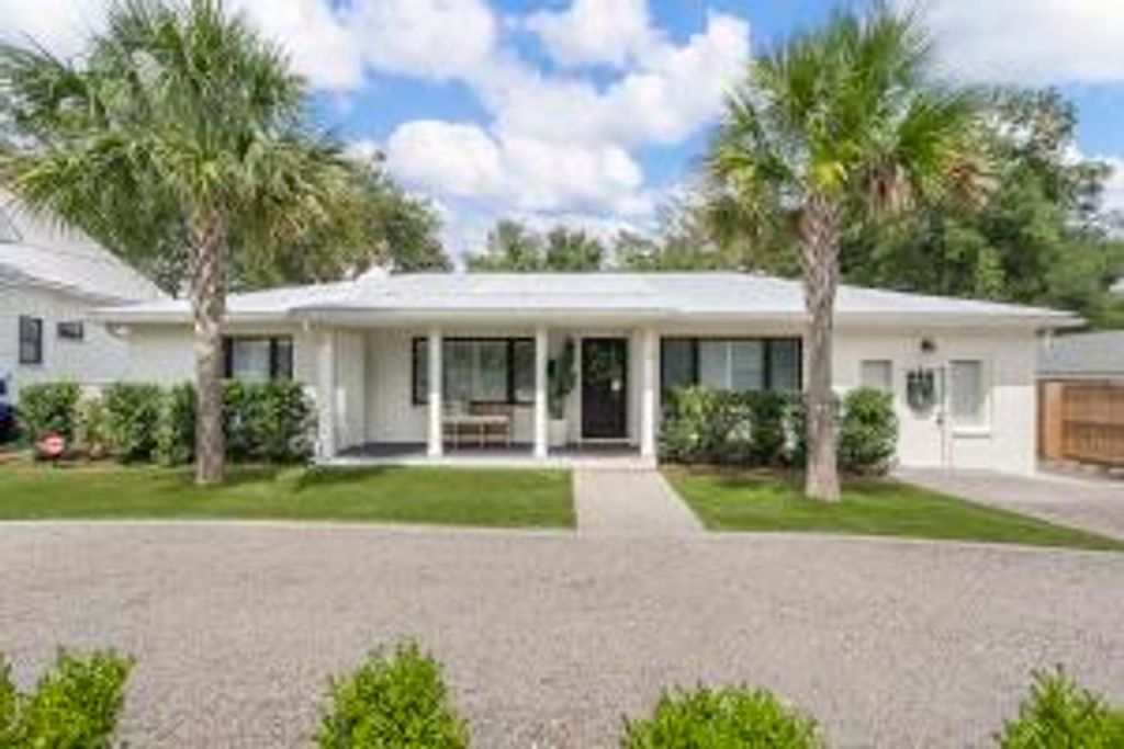 Photo of 710 Simmons Street, Mount Pleasant, SC 29464 (MLS # 26003412)