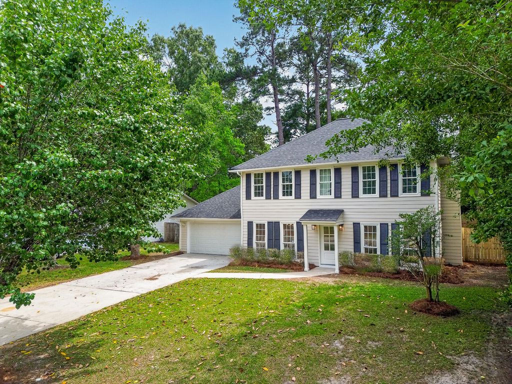 Photo of 4709 Bennington Place, North Charleston, SC 29420 (MLS # 26014205)