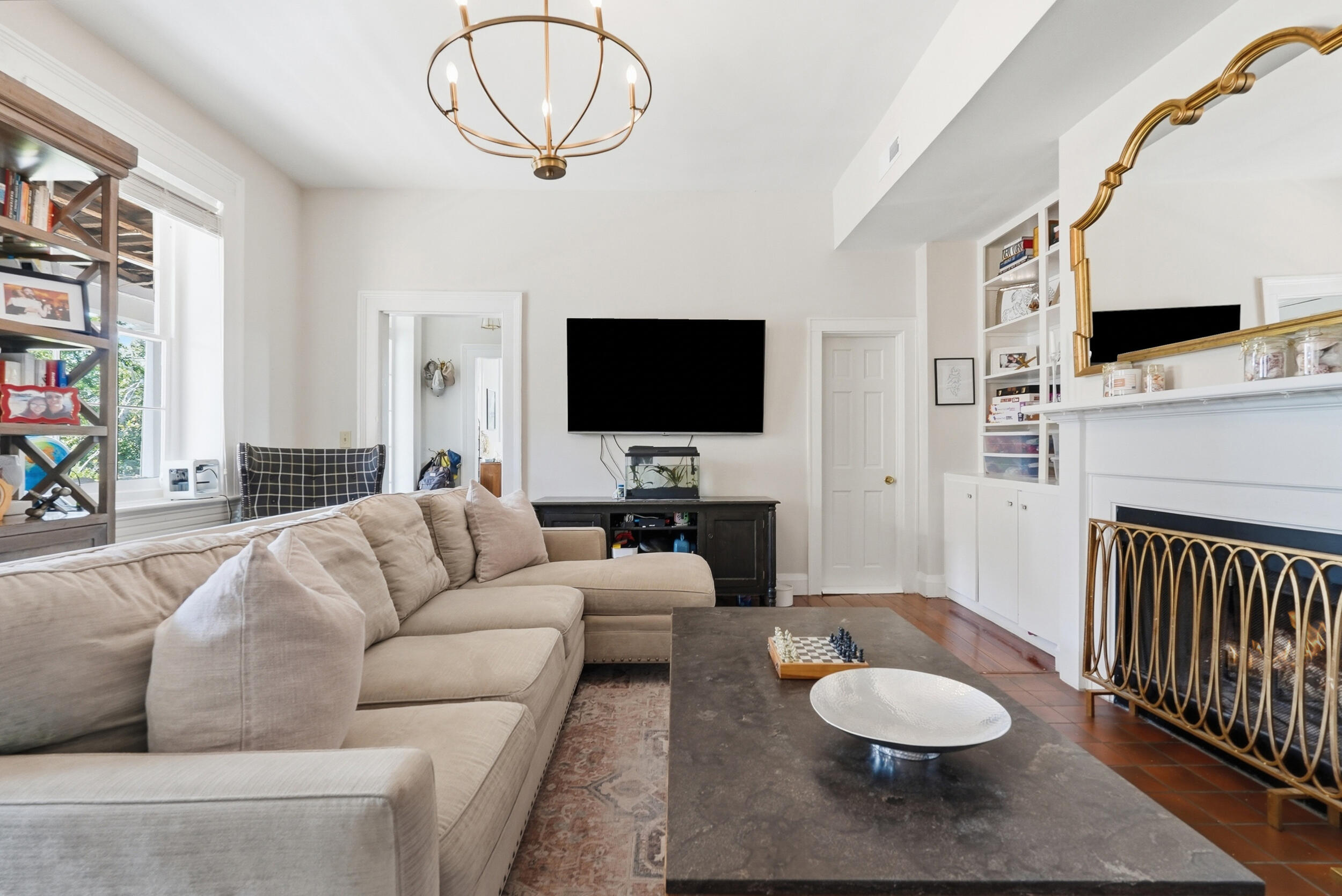 25 Montagu Street Apt C