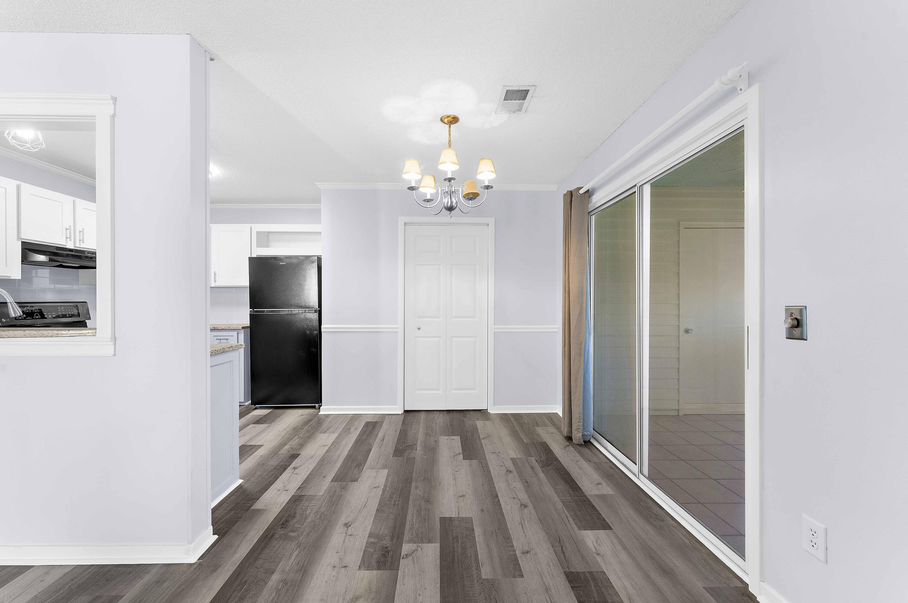 6231 Rolling Fork Road H (1208)