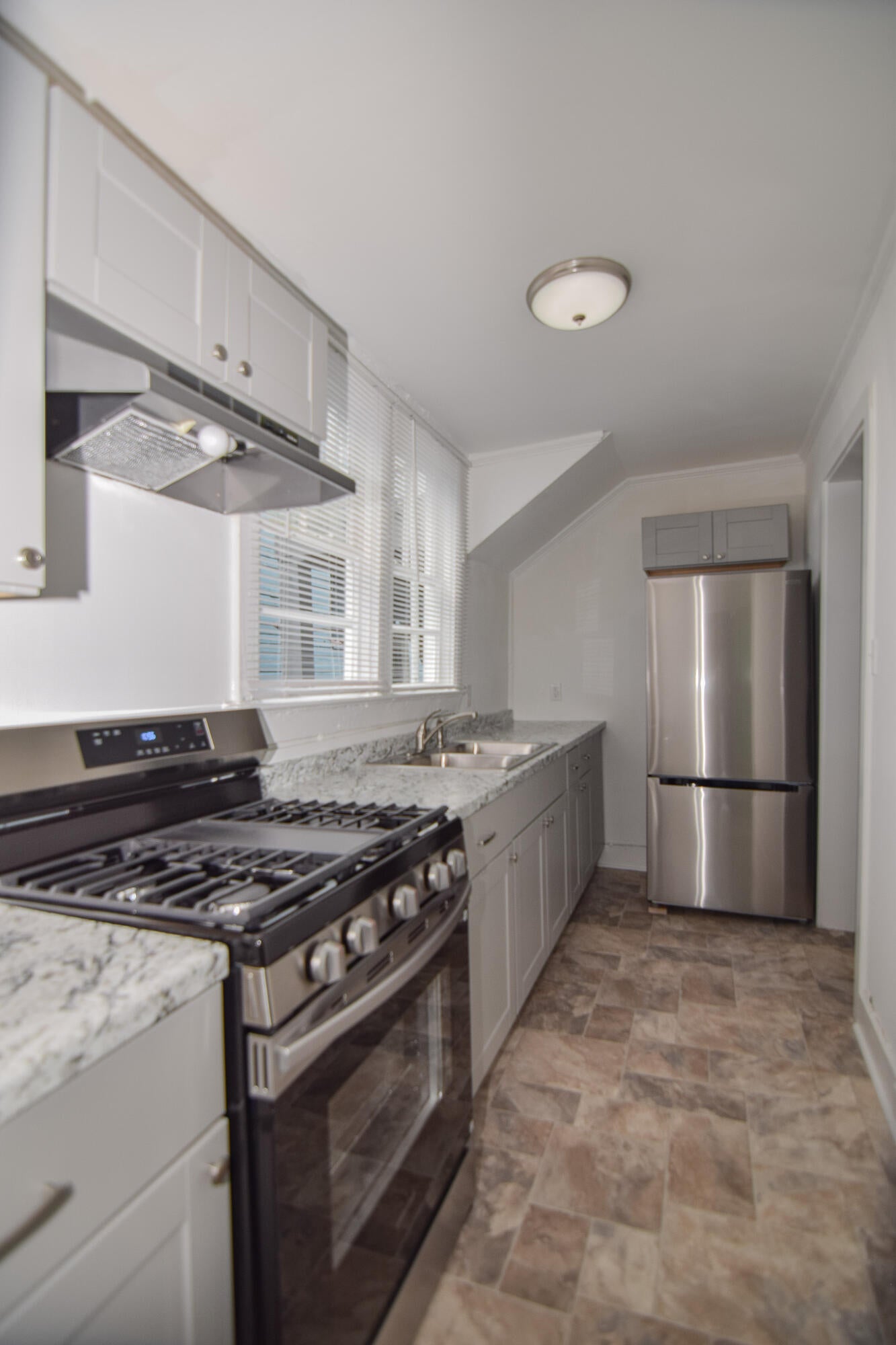 74 Smith Street A
