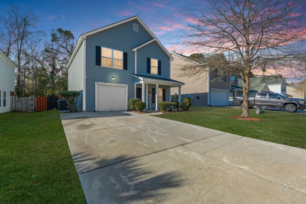 Photo of 118 Destin Street, Summerville, SC 29483 (MLS # 25031540)