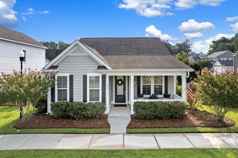 Photo of 104 Starling Street, Summerville, SC 29483 (MLS # 26022018)