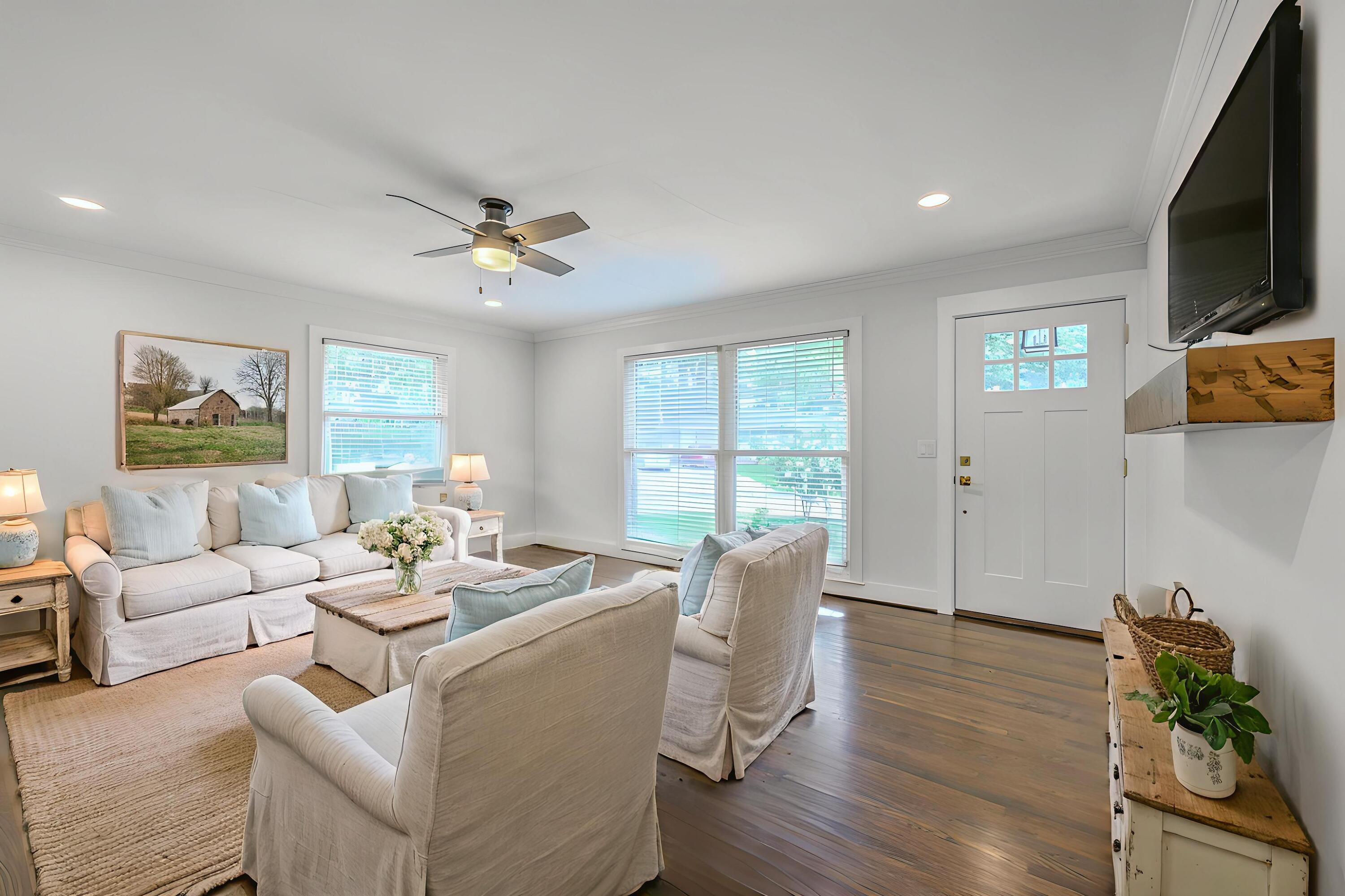 1105 Woodside Drive