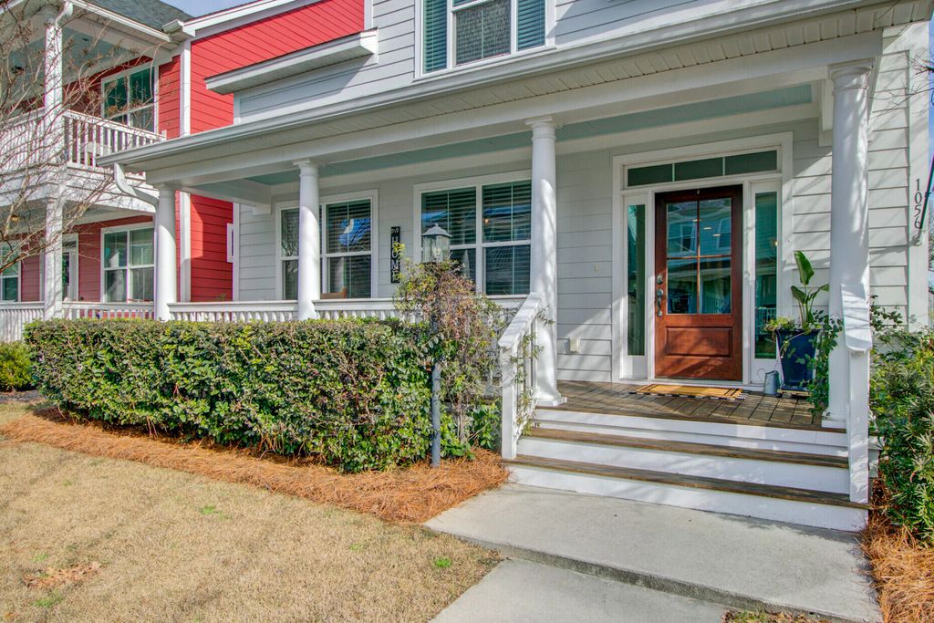 Photo of 1056 Oak Bluff Avenue, Charleston, SC 29492 (MLS # 26011650)