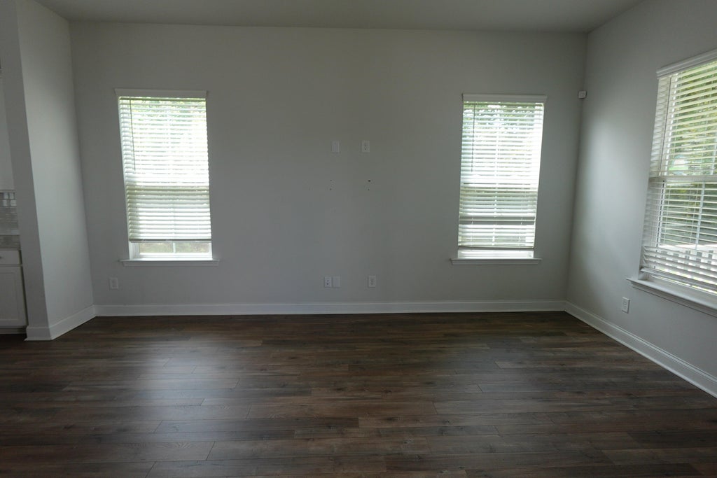 Photo of 113 W Respite Lane, Summerville, SC 29483 (MLS # 26024489)