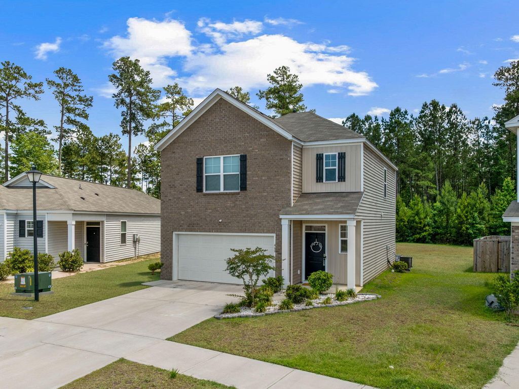 Photo of 460 Cedarview Road, Summerville, SC 29486 (MLS # 26015173)