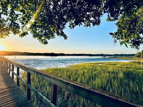 4208 Elcid Way Hollywood SC 29449