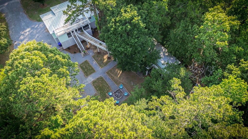 Photo of 1543-1541 Macoma Drive, Mount Pleasant, SC 29466 (MLS # 25025509)