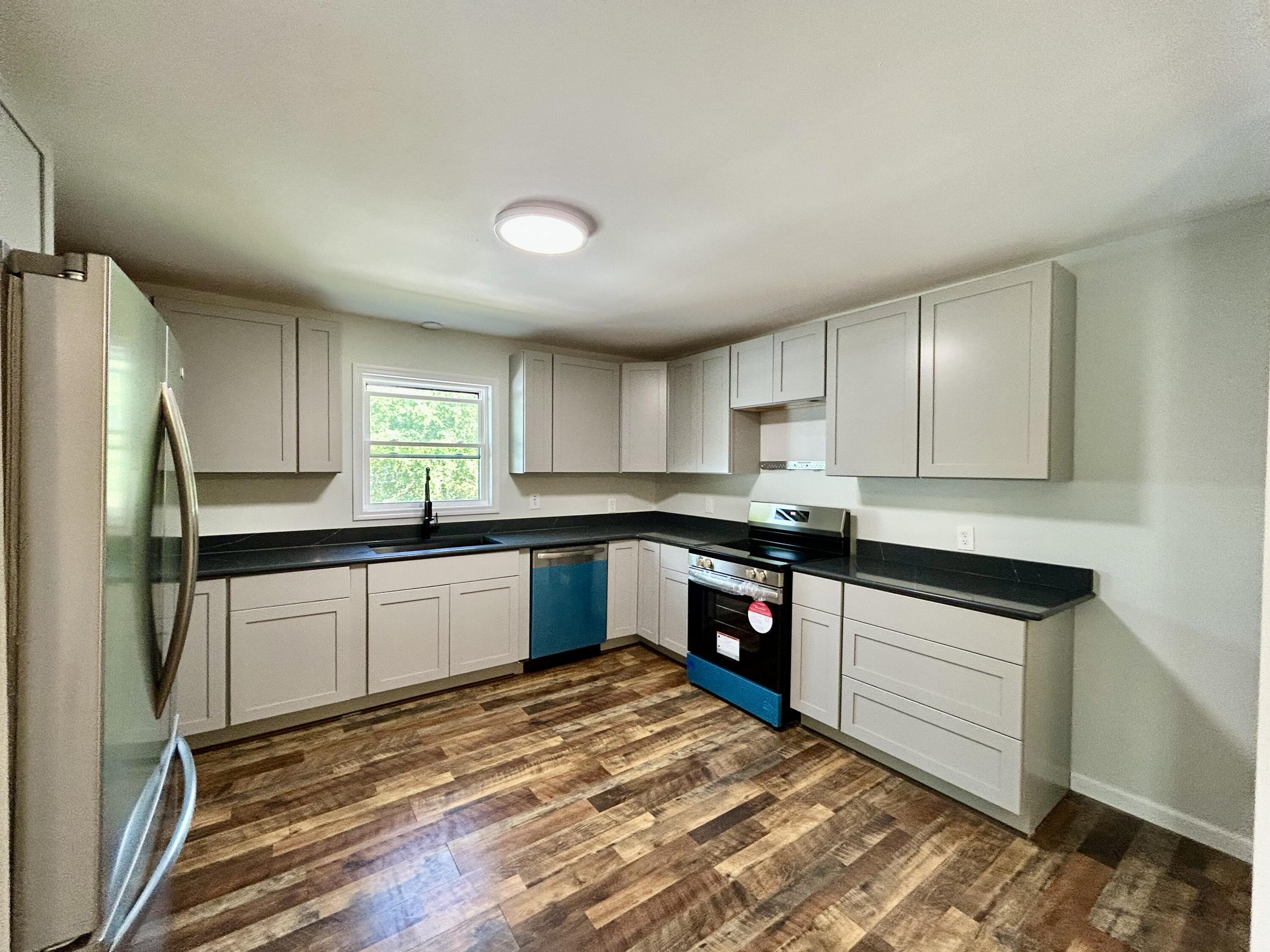 365 W Pine Street