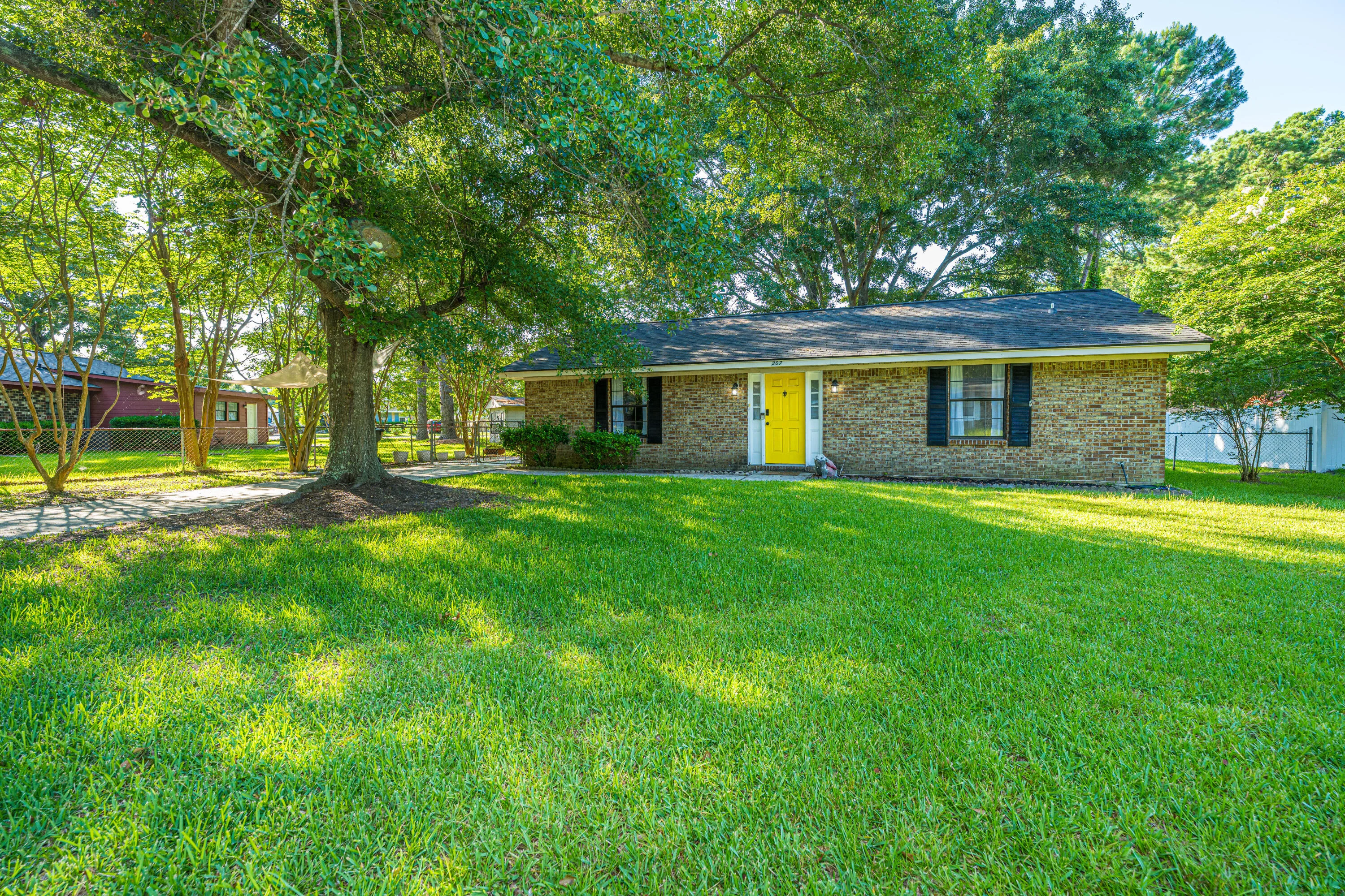 307 Umbria Drive
