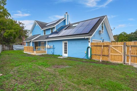 A home in North Charleston