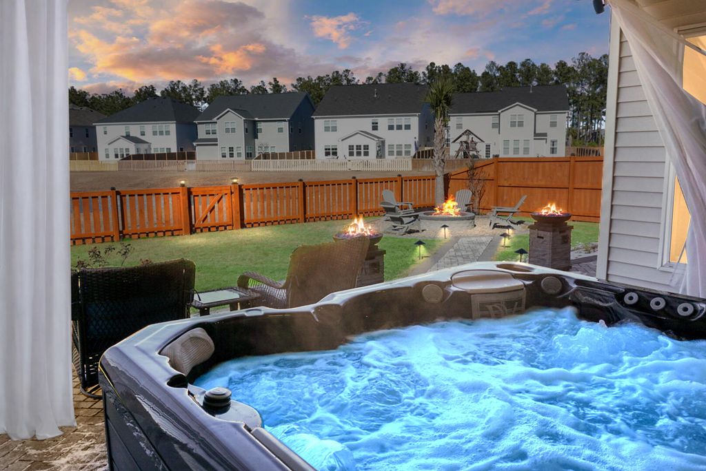 Photo of 525 Dunswell Drive, Summerville, SC 29486 (MLS # 26003631)