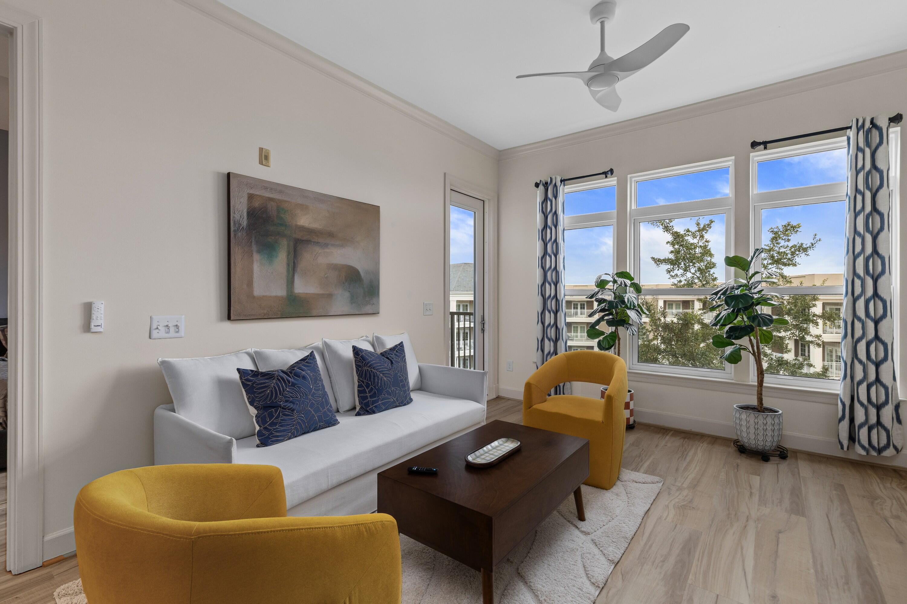 125 Pier View Street 405