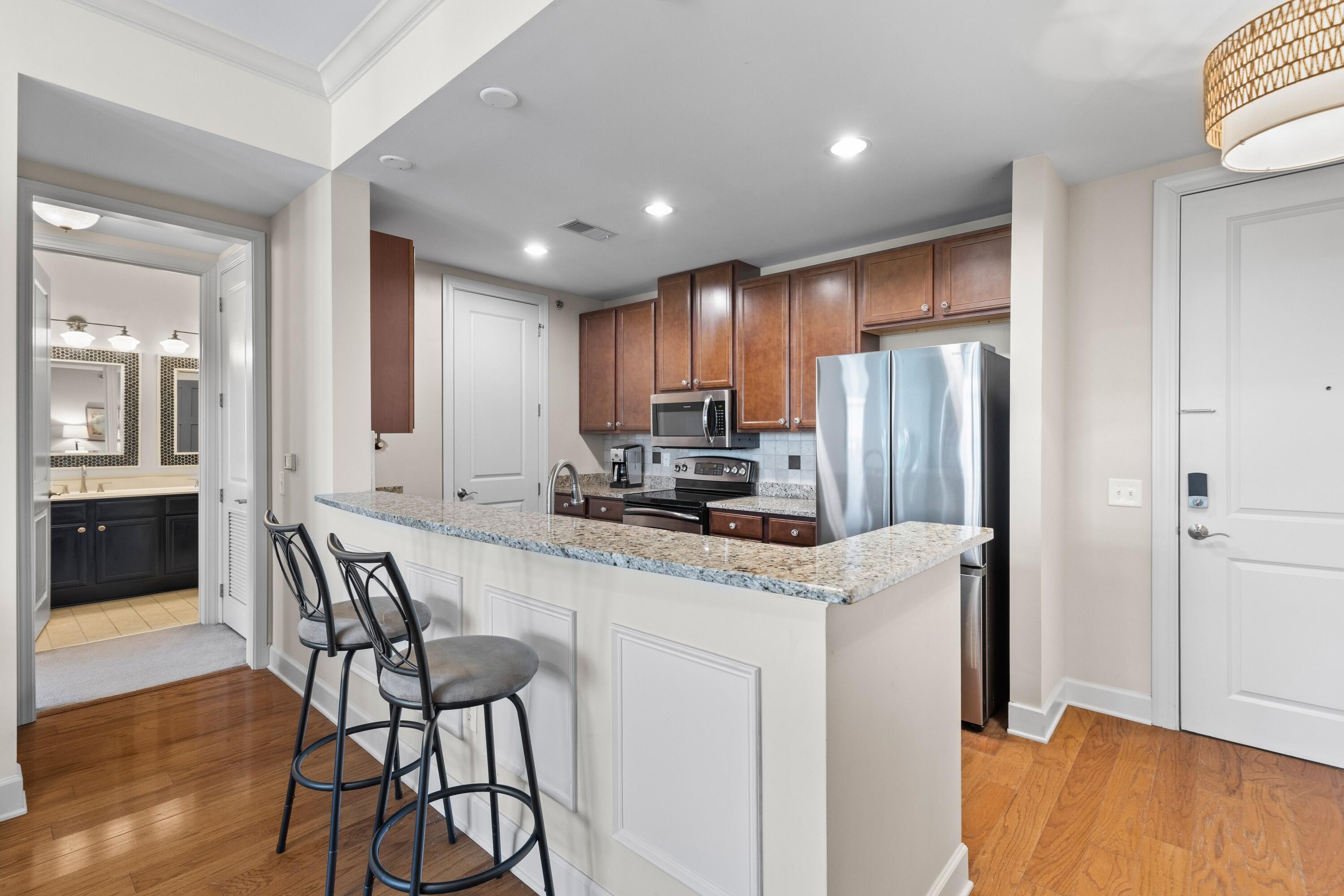 125 Pier View Street 405