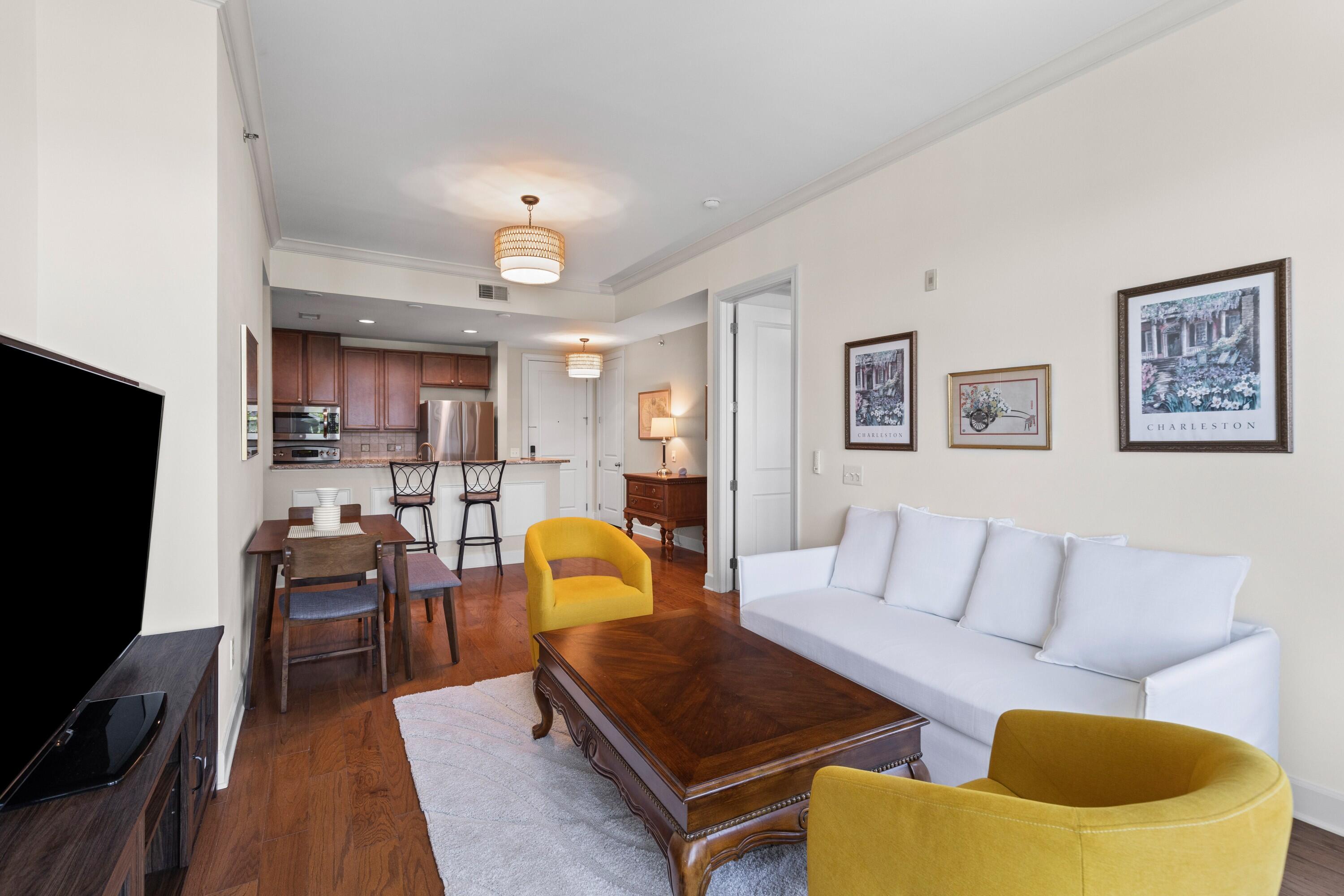 125 Pier View Street 405