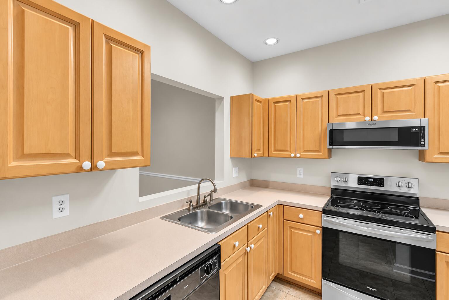 2455 Deer Ridge Lane Unit C