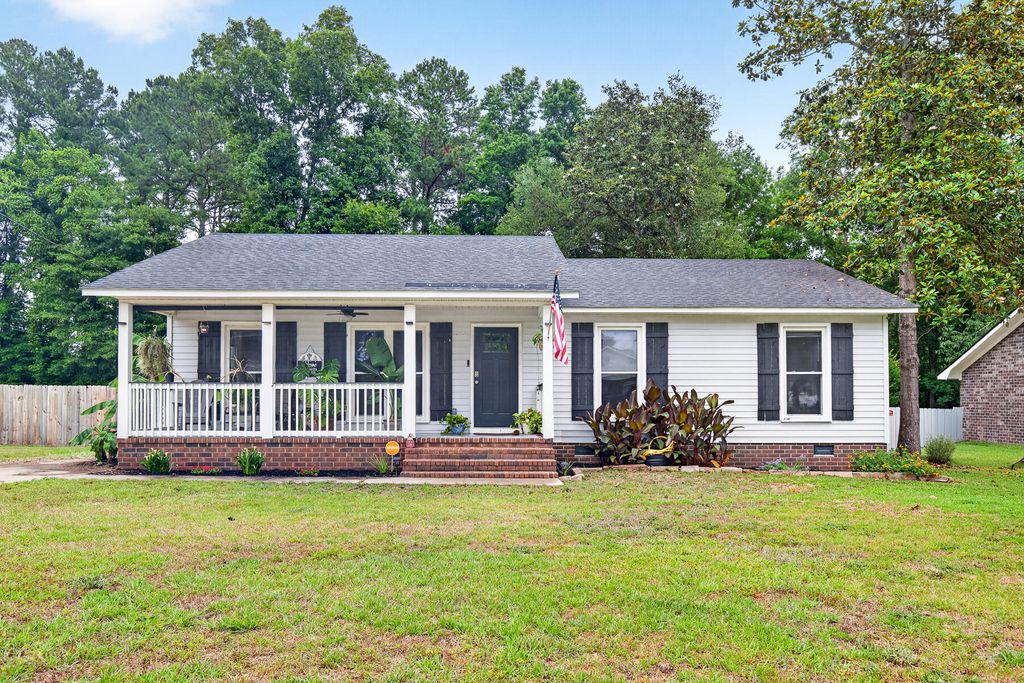 Photo of 213 Elm Street, Moncks Corner, SC 29461 (MLS # 26015144)